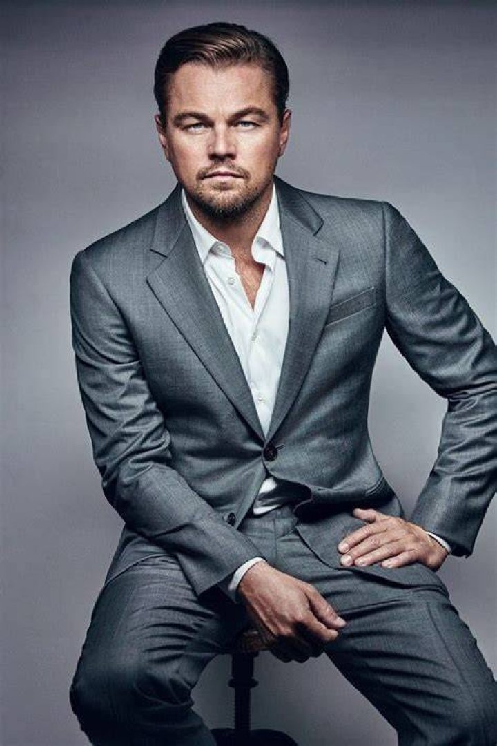 30 Male Poses Take Elegant Male Portraits Photography poses for men