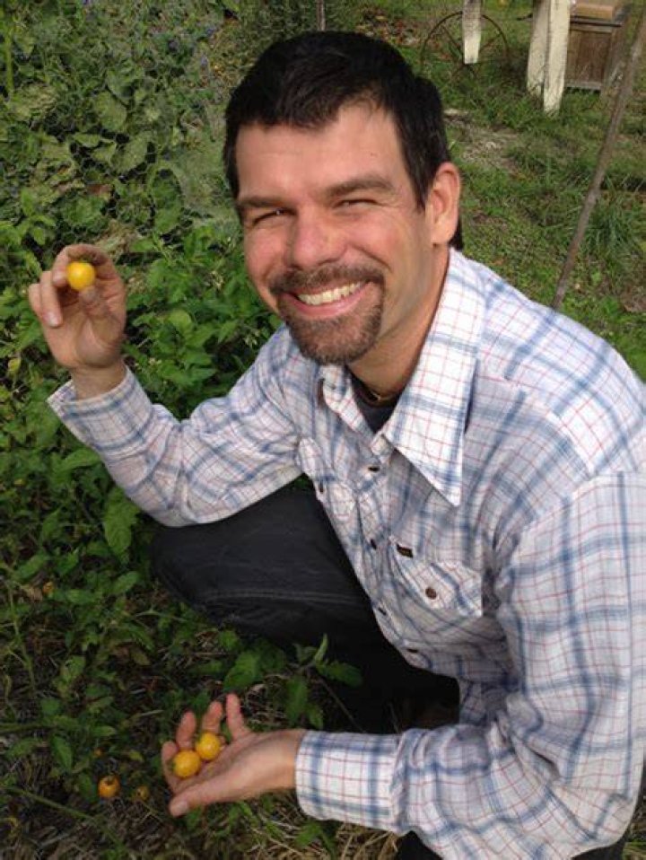 69 Matthew Hoffman on Saving Organic and Heirloom Seeds UrbanFarmU