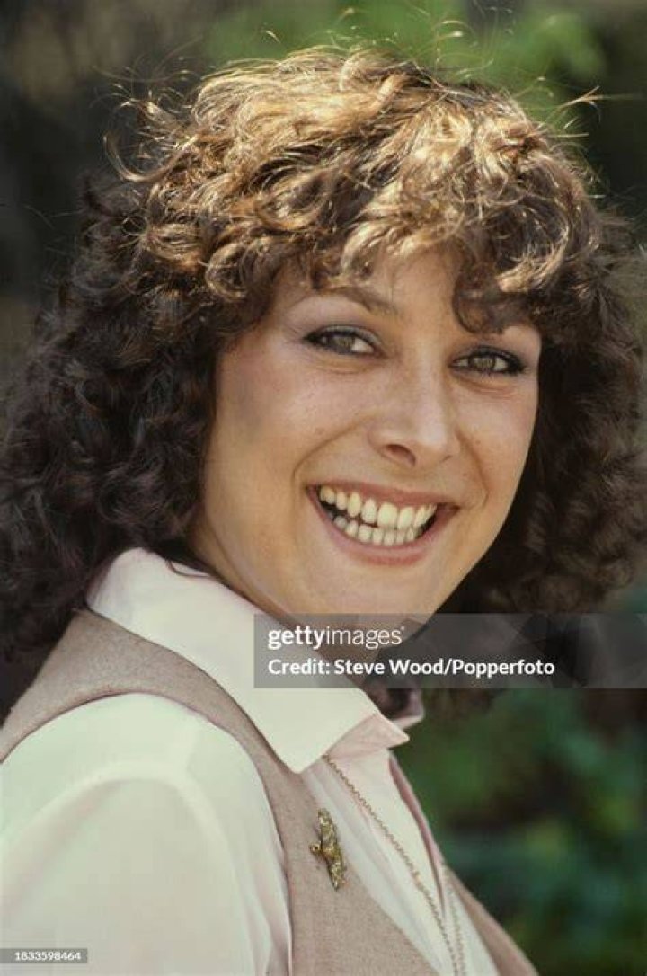 Actress Lynda Bellingham (Faith) and costar Jeff Rawle (Paul), who