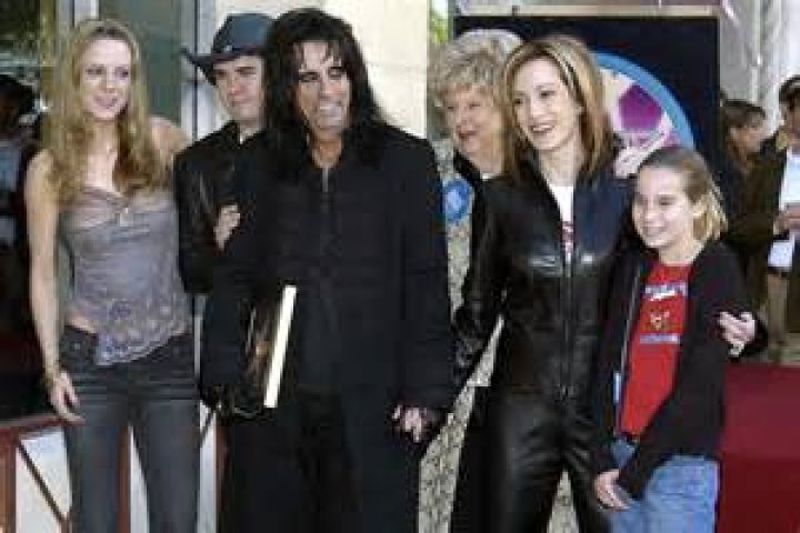 All About Alice Cooper's Kids: Family And Legacy