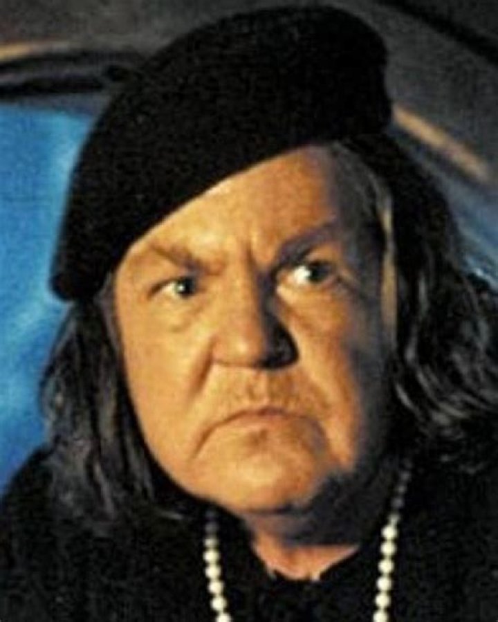 Anne Ramsey About Entertainment.ie