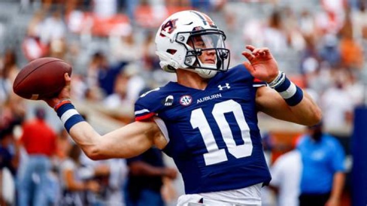 Auburn football Bo Nix is fifth highestgraded Power 5 QB after Week 1