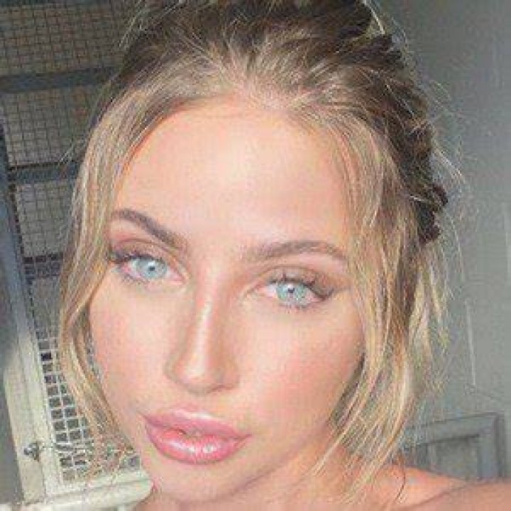 Ava Louise Age, Social Media, Career, Net Worth, Boyfriend, Height