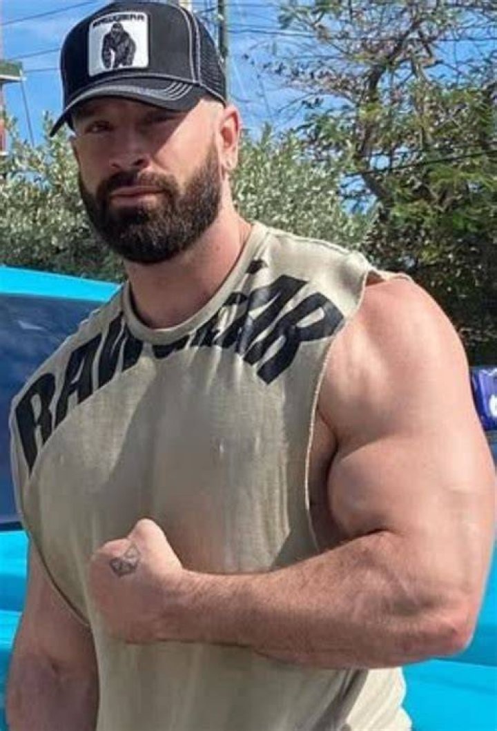 Bradley Martyn Net Worth, Career, Age, Height & Weight, FAQ