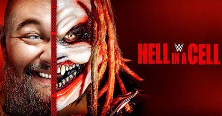 Bray Wyatt returns at Hell in a Cell, costs Dean Ambrose match with