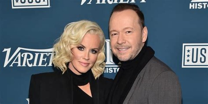 Breaking News: Donnie Wahlberg And Jenny McCarthy Divorce Finalized
