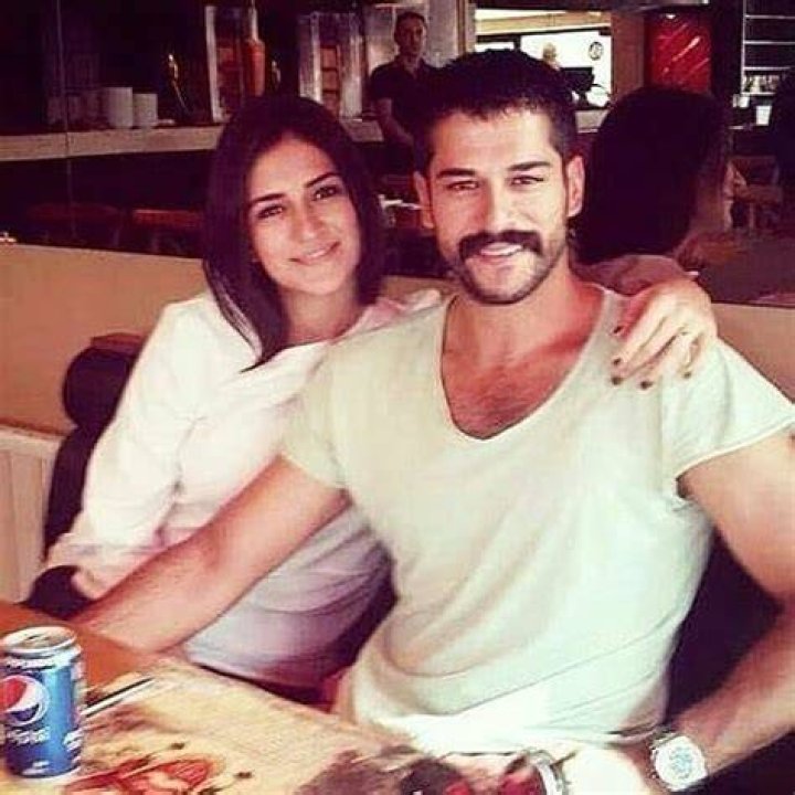 Burcun Deniz hermana de Burak. burakozcivit burcunacelya burcundeniz