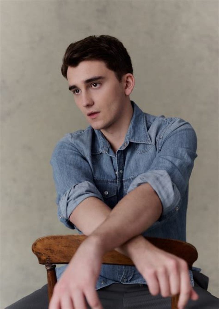 Cameron Chapman Enjoy Lockwood & Co. Vanity Teen 虚荣青年 Lifestyle & New