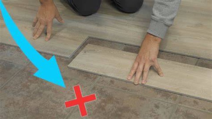 Can you put floor tiles on wall?
