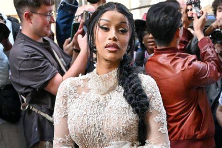 Cardi B's Electrifying Verse On "Put It On The Floor": An Unforgettable Performance