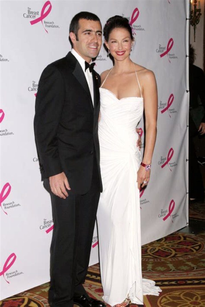 Celebrity Wedding Anniversary Ashley Judd and Dario Franchitti 12/12/2001