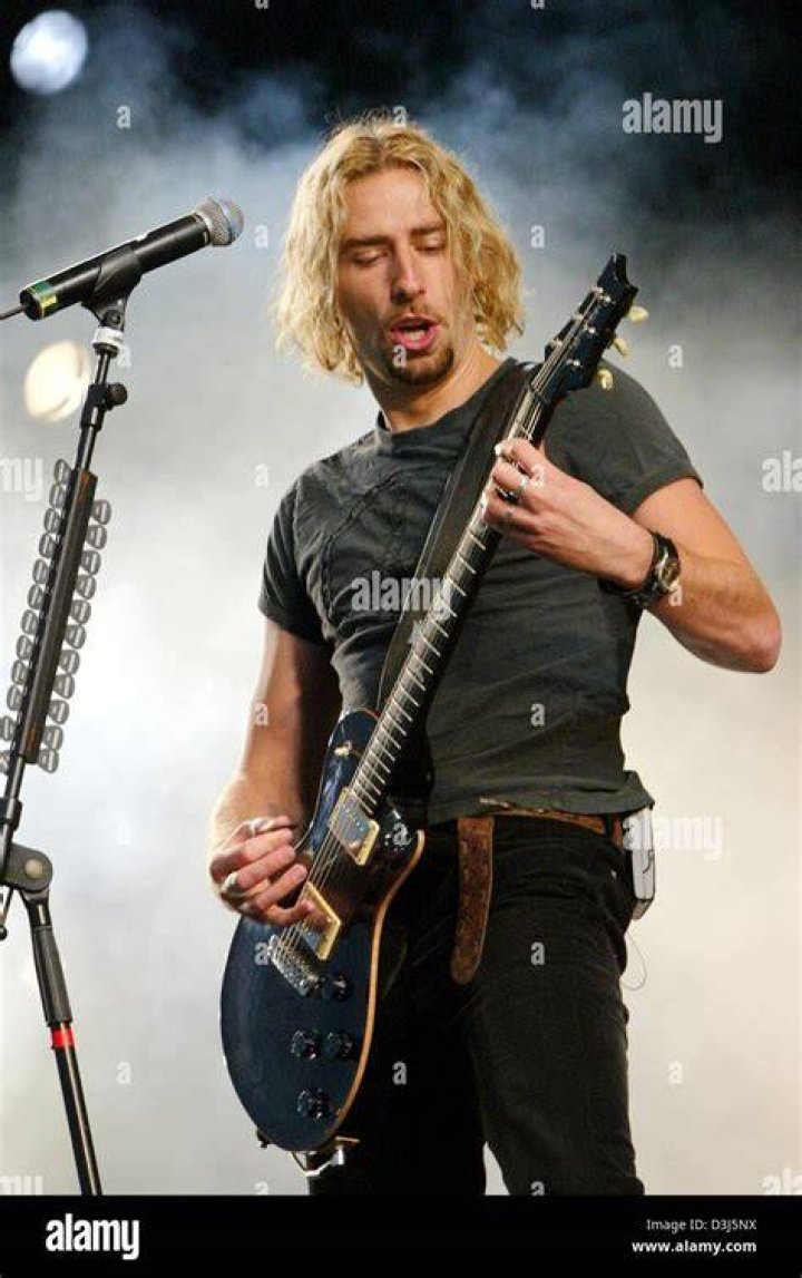 Chad Kroeger of Nickelback performs at the I Wireless Center on April