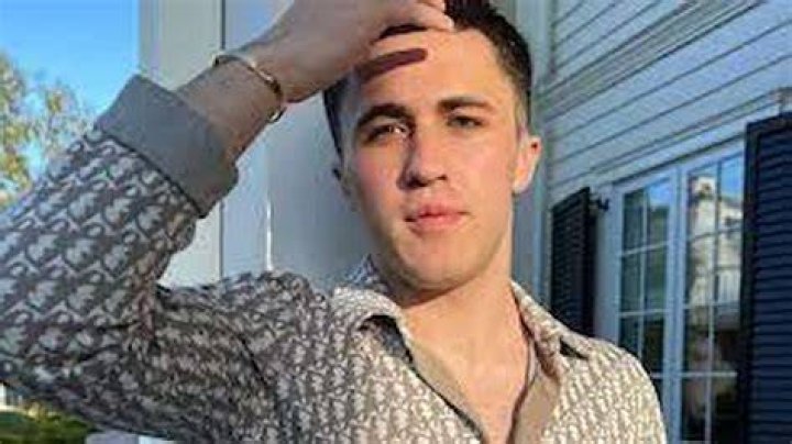 Chris Olsen Age, Net Worth, Girlfriend, Family, Siblings and Biography