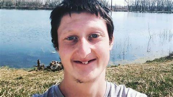 Daniel Larson [Profiles] &bull; Instagram, Twitter, TikTok Foller