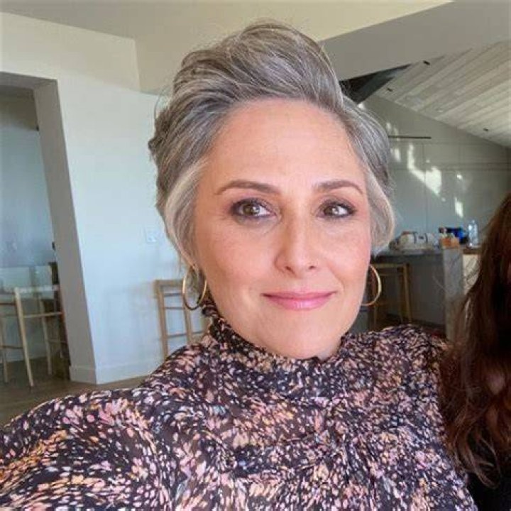 Discover Ricki Lake's Height And Its Impact
