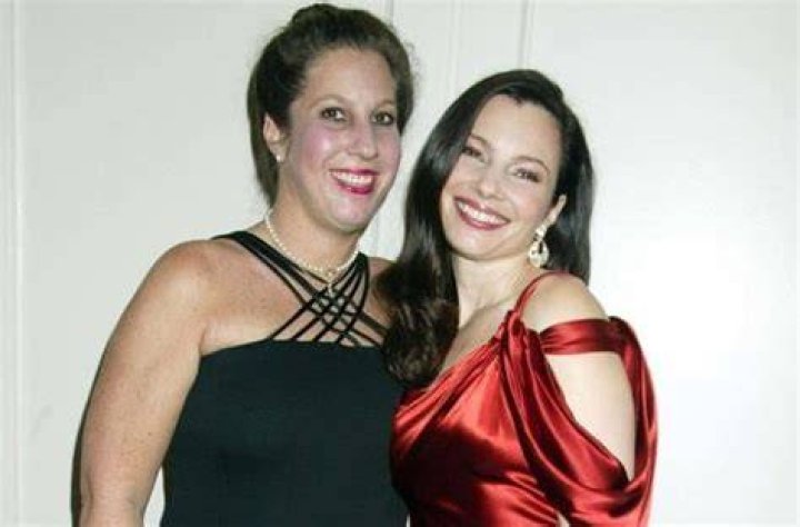 Does Fran Drescher Have A Sister?