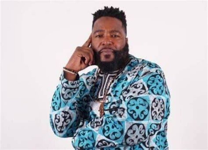 Dr. Umar Johnson Height, Weight, Net Worth, Age, Birthday, Wikipedia