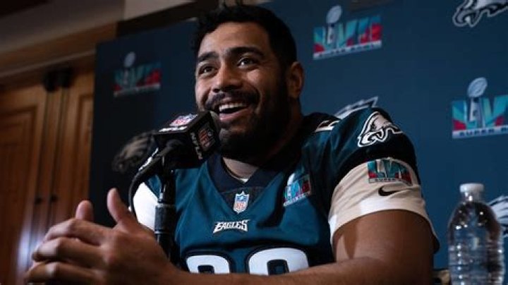 Eagles News Jordan Mailata deserves to remain as Philadelphia’s