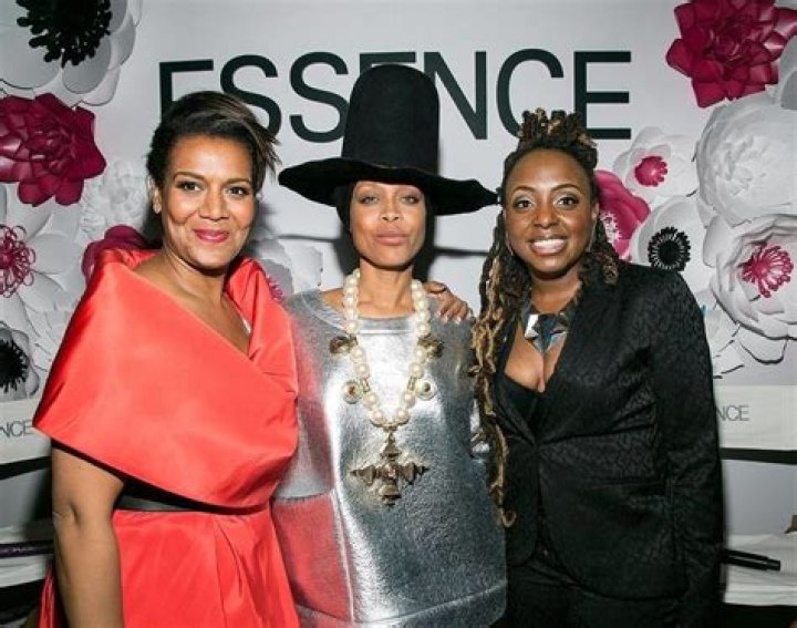 Erykah Badu & Ledisi Share Beauty Advice From Their Mothers At 'Essence