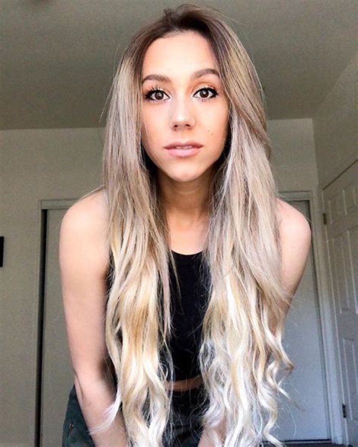 esthalla &bull; Instagram photos and videos Long hair styles, Hair styles