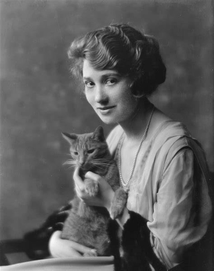Fay Bainter &copy;2019bjm Women supporting women, Vintage hollywood