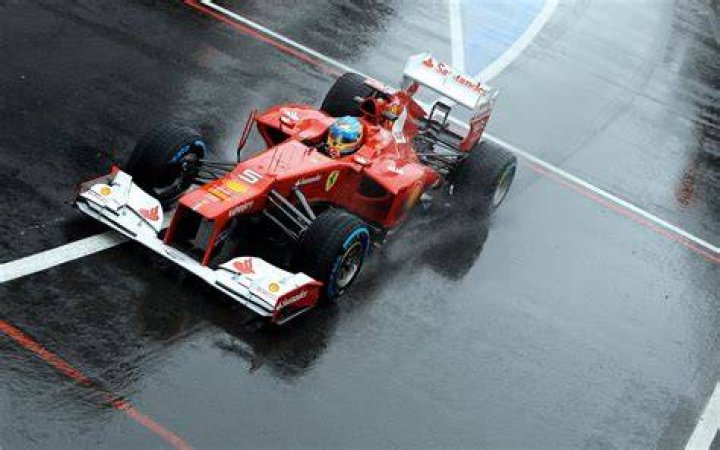 Fernando Alonso, Scuderia Ferrari with his new girlfriend Dasha