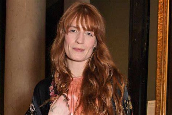 Florence Welch gets the giggles as she enjoys a Valentine's Day stroll