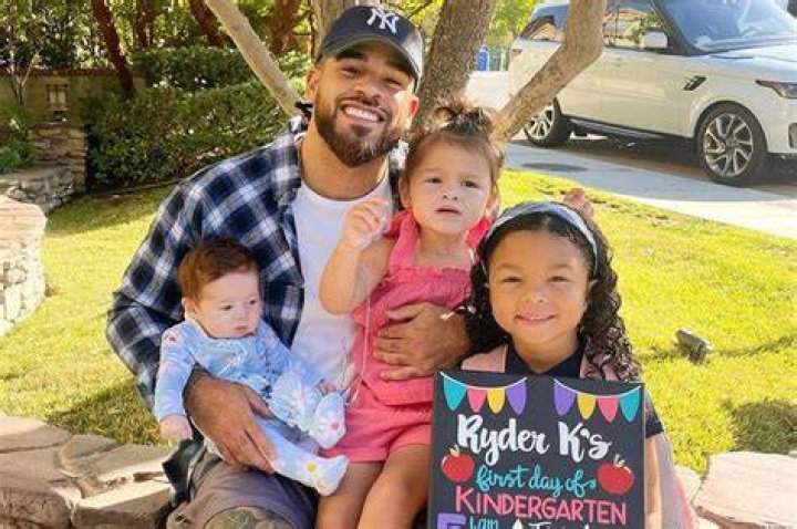 How many kids does Cory Wharton have? The Challenge star announces baby