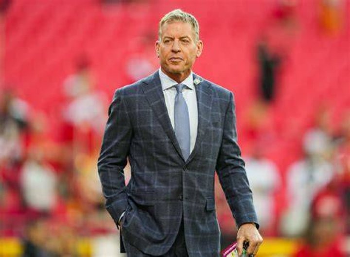 How old is Troy Aikman&rsquo;s new wife? Celebrity.fm 1 Official Stars