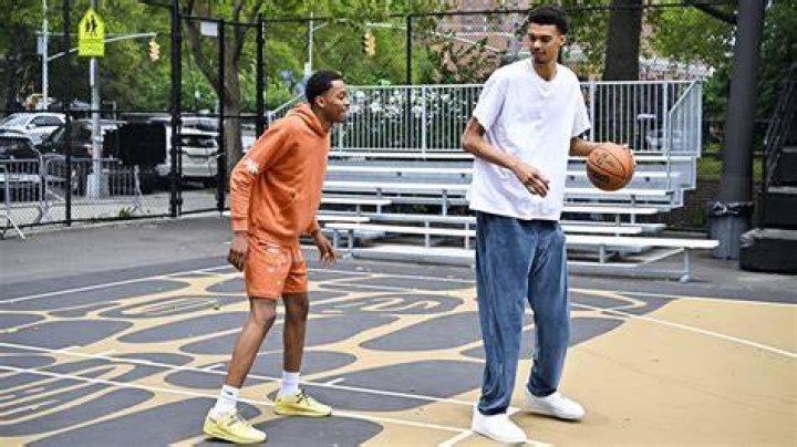 How Tall is Victor Wembanyama? A Look at the NBA's Top Prospect