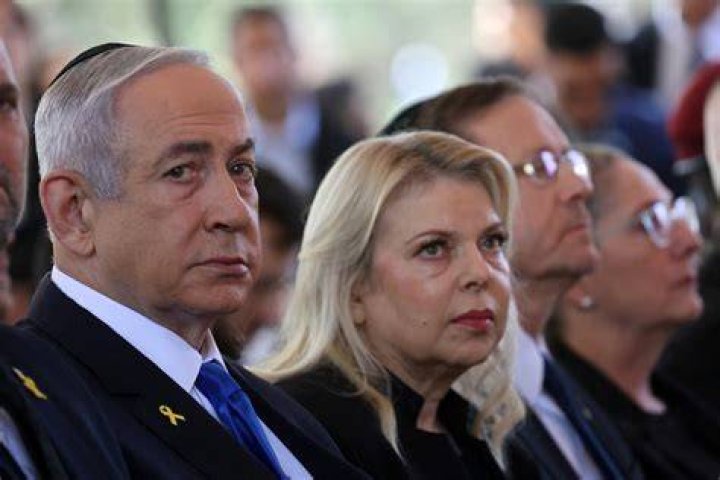If AG indicts Sara Netanyahu, will he cut Bibi some slack? Israel
