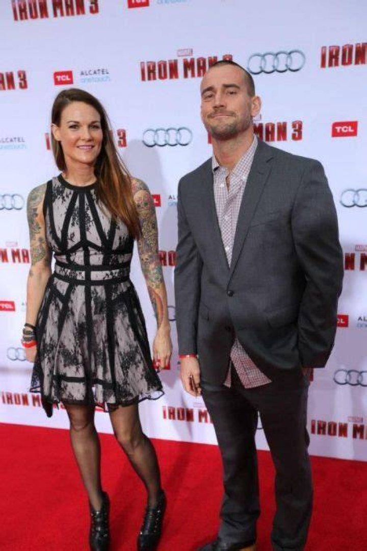 Is Amy Dumas Pregnant? Husband Kids And Net Worth