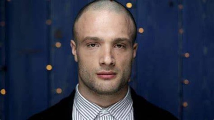 Is Cosmo Jarvis Gay Details on Girlfriend/Partner & Relationship