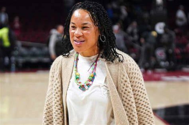 Is Dawn Staley Related to Duce Staley? Here&rsquo;s the Truth