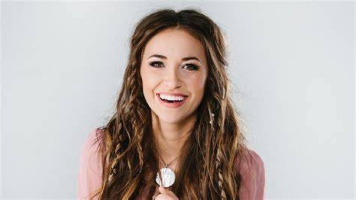 Is Lauren Daigle Married: Uncover The Truth