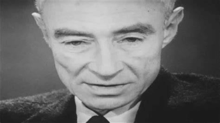 J. Robert Oppenheimer&rsquo;s Cause Of Death and Net Worth? The Theoretical