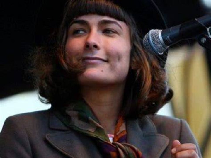 Jade Castrinos Biography Age, Songs, New Net Worth 2021