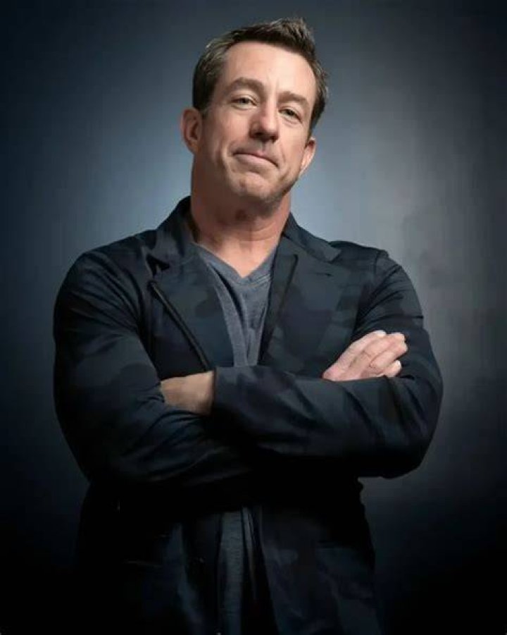 Jamie Lissow Eyes, Wikipedia, Net Worth, Tour, Comedian, Stand Up, Age