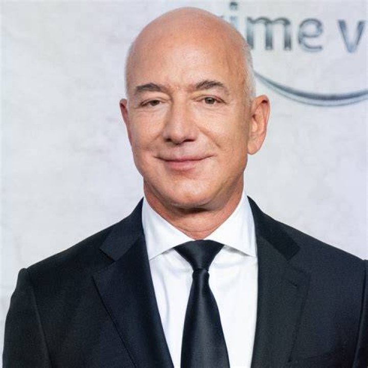 Jeff Bezos 'has been seeing' former TV anchor Lauren Sanchez