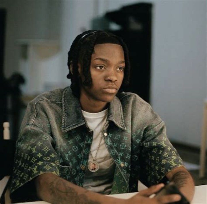 Jenn Carter Dreadlock Hairstyles For Men Cute Rappers Attractive People