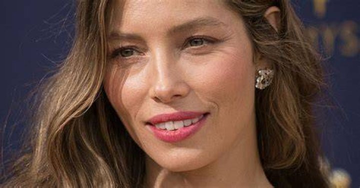Jessica Biel, facing criticism, explains why she is against California