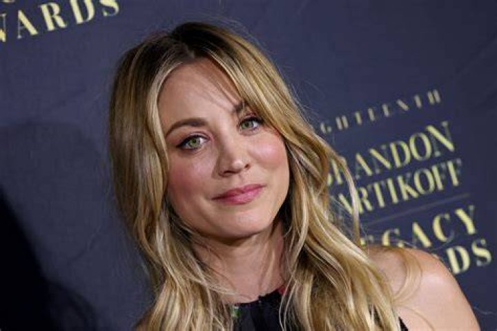 Kaley Cuoco Celebrities With Their Dads Pictures POPSUGAR