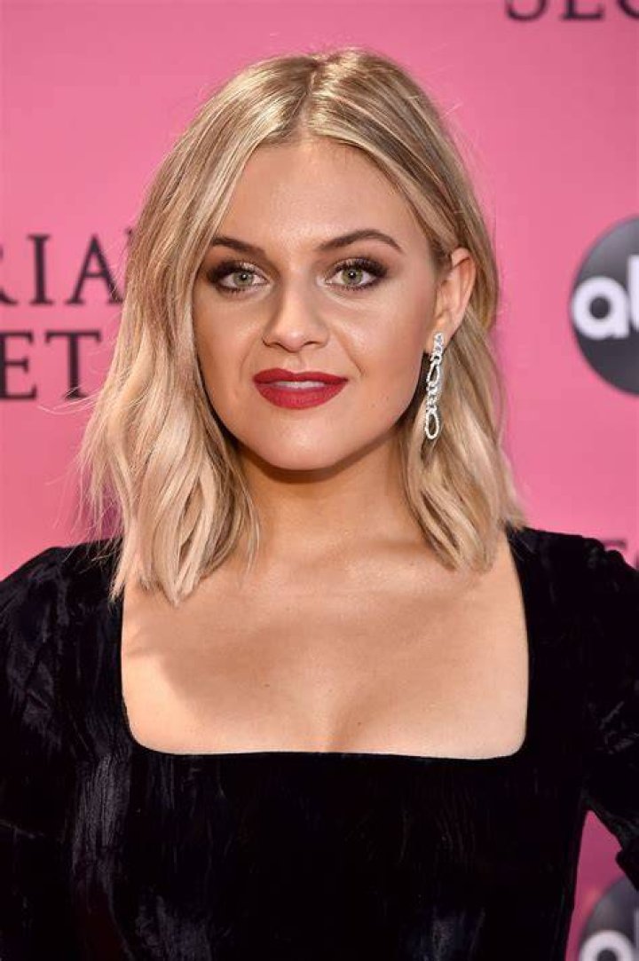 Kelsea Ballerini 2018 Victoria's Secret Fashion Show &bull; CelebMafia