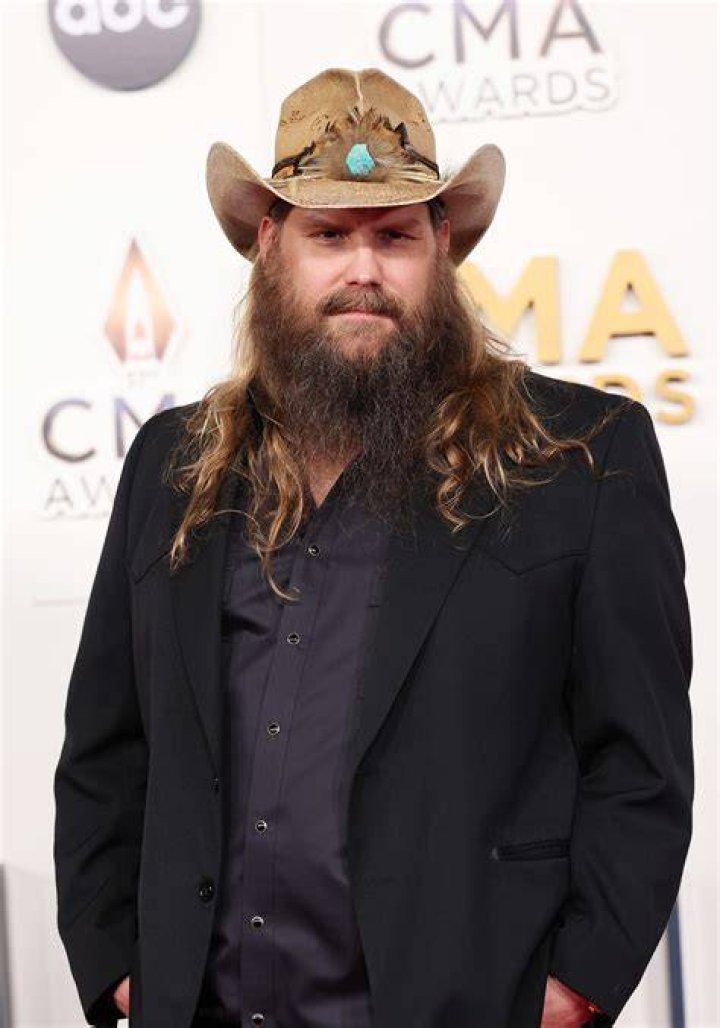 Kentucky Country Music Chris Stapleton helps honor military families