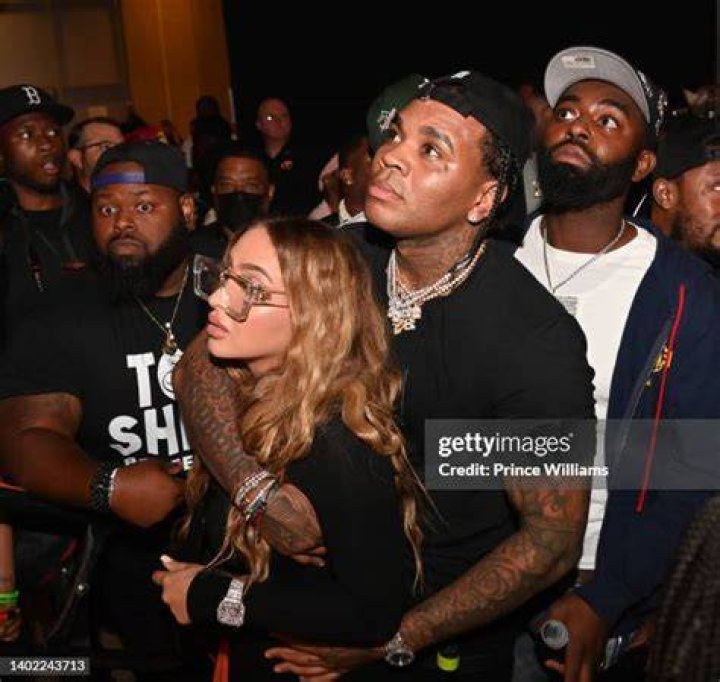 Kevin Gates & Jojo Zarur Walk The Streets Of New York With No Security