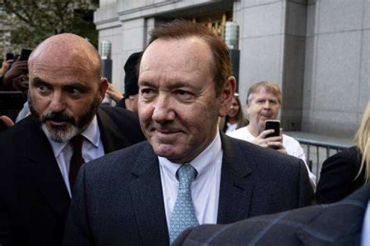 Kevin Spacey biography, harassment, news, young photos, age, awards
