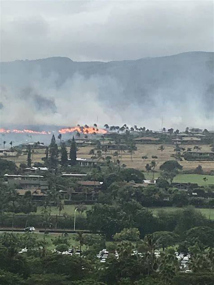 Lahaina brush fire on Maui spreads as Hurricane Lane approaches Hawaii