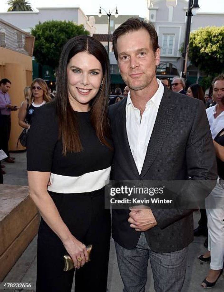 Lauren Graham Husband, Peter William Are They Divorced?
