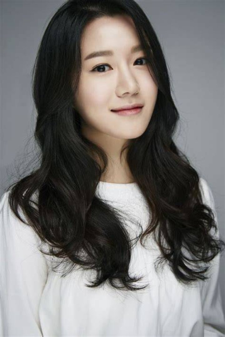Lee DaIn (1992) AsianWiki