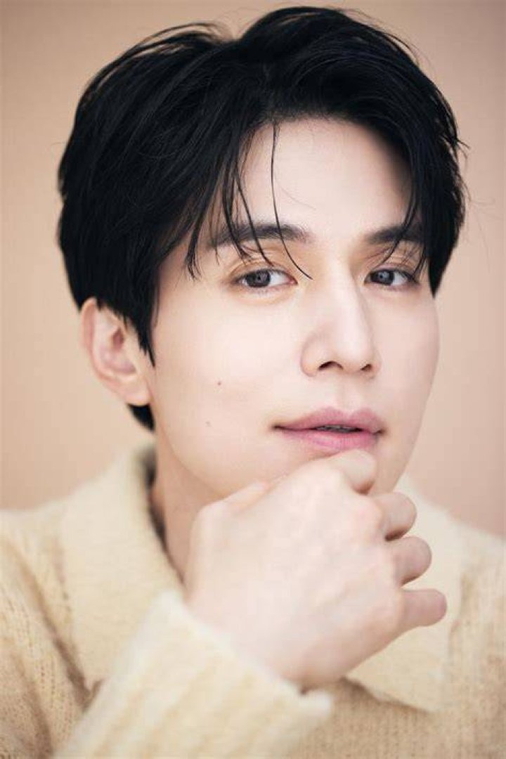 Lee Dong Wook's Love Life In 2024